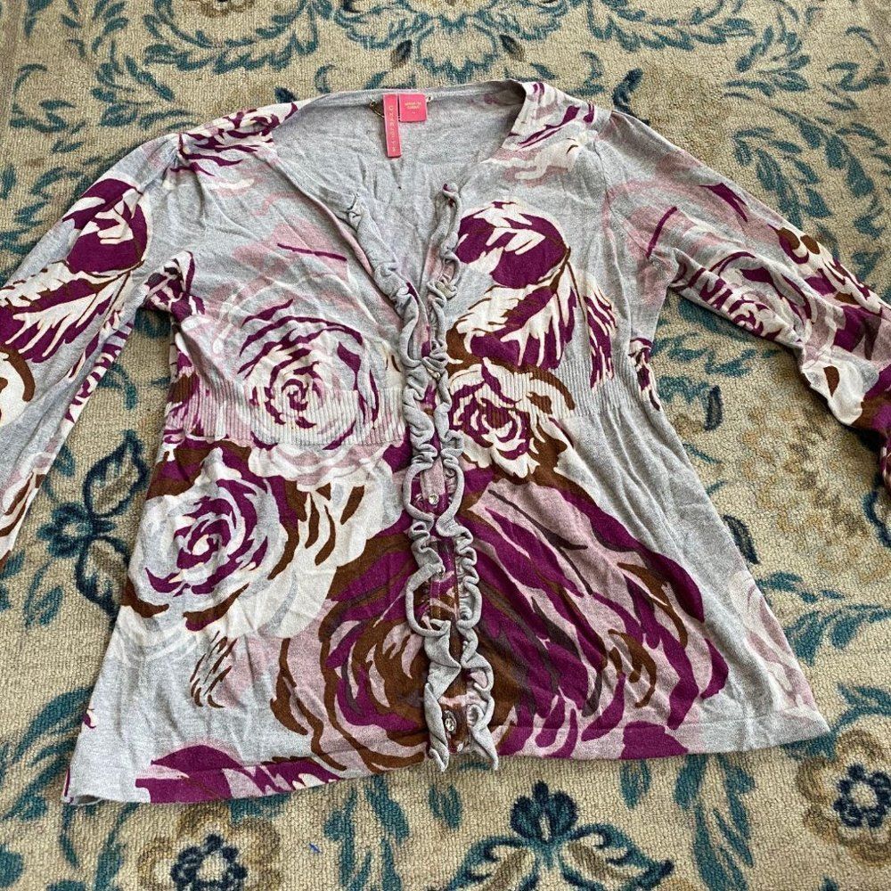 Charolette Tarantola‎ Women’s Ruffled Front Button